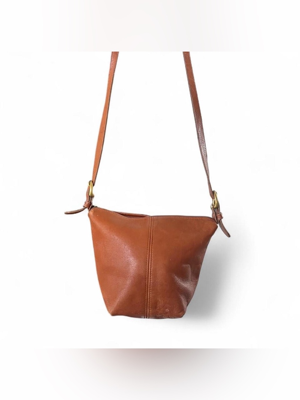 Authentic Vintage Coach Small Bucket Tan
Crossbody Bag, 4130